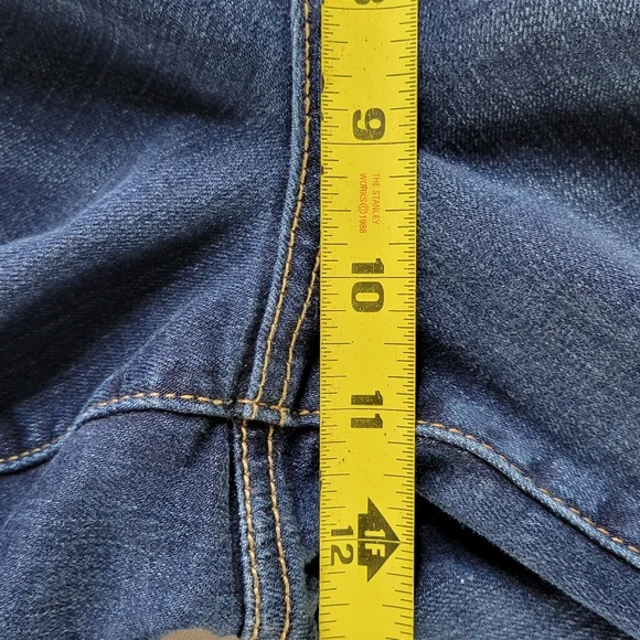 Torrid Jeans Size 20 42X28 Blue Boyfriend Distressed Raw Hem Stretch Denim - Picture 12 of 14